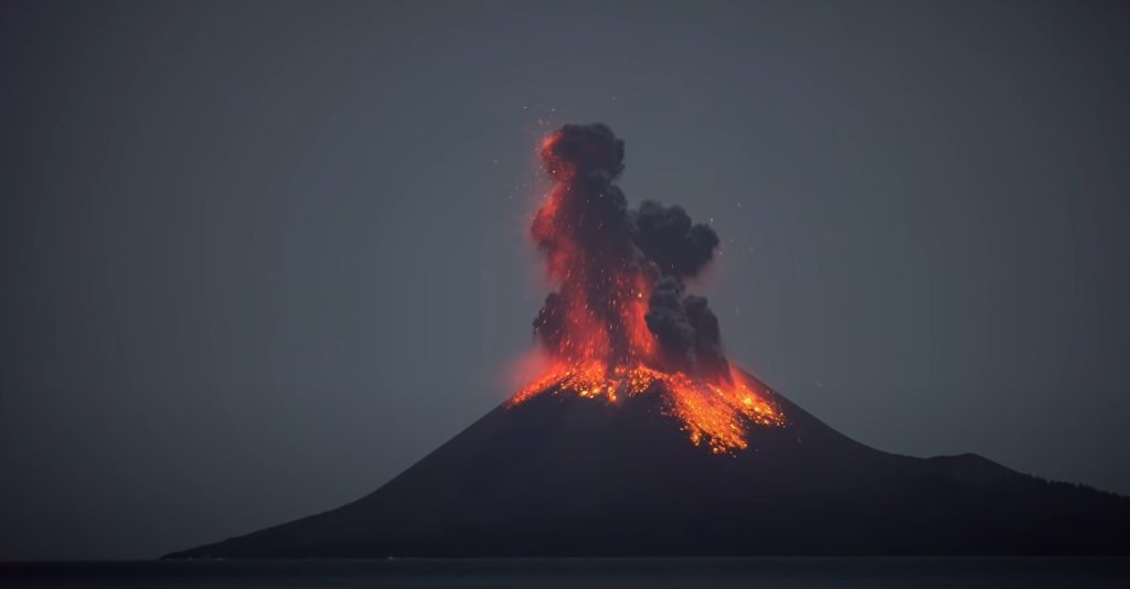 Erupția devastatoare a vulcanului Anak Krakatau 2018